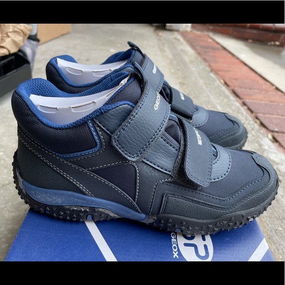 Geox J Baltic Waterproof Sneaker (Little Kid/Big Kid) - Picture 1 of 6